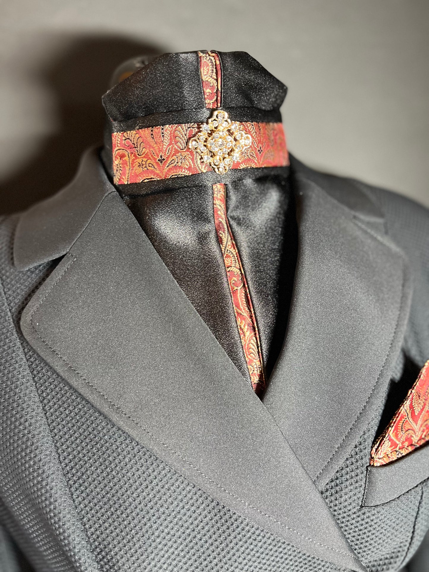Dressage Stock Tie - Bordeaux Gold/Black