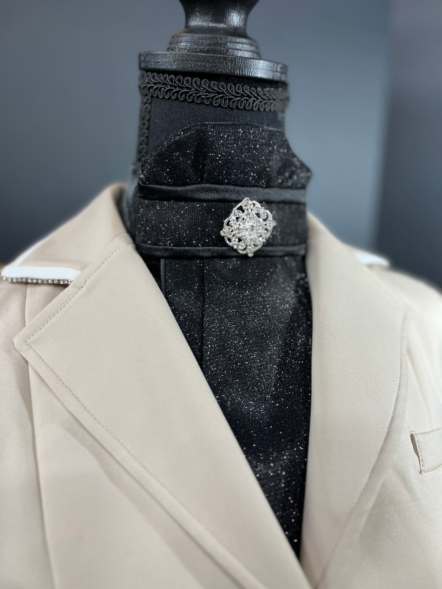 “The Black” Traditional Dressage Stock Tie