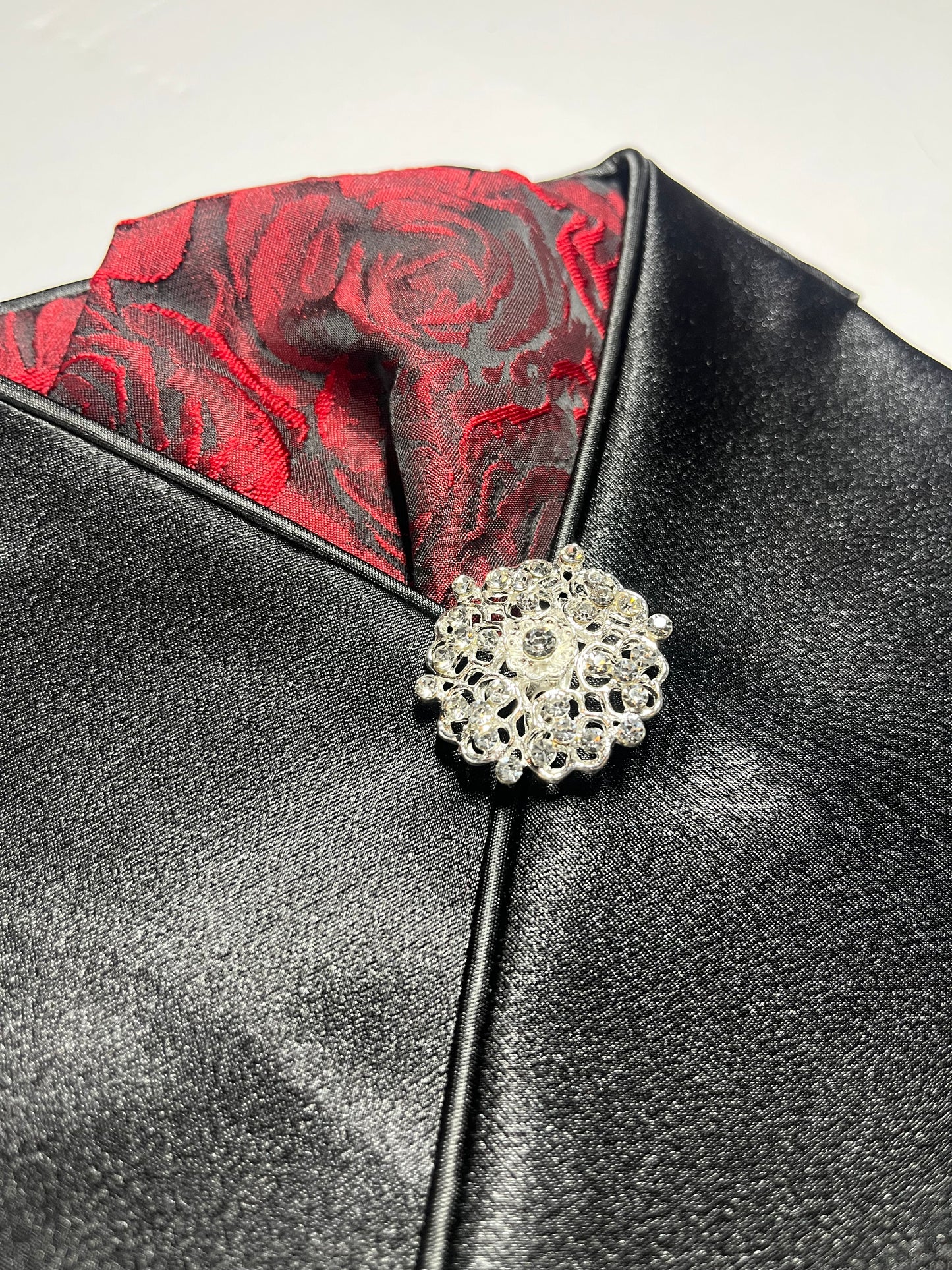Rose Queen Reverse Dressage Stock Tie