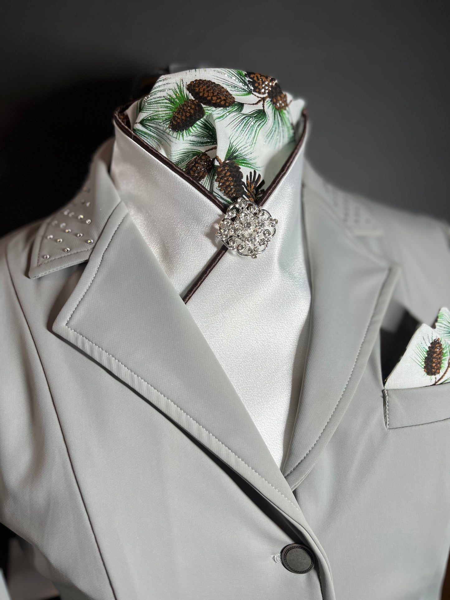 Balsam Reverse Dressage Stock Tie