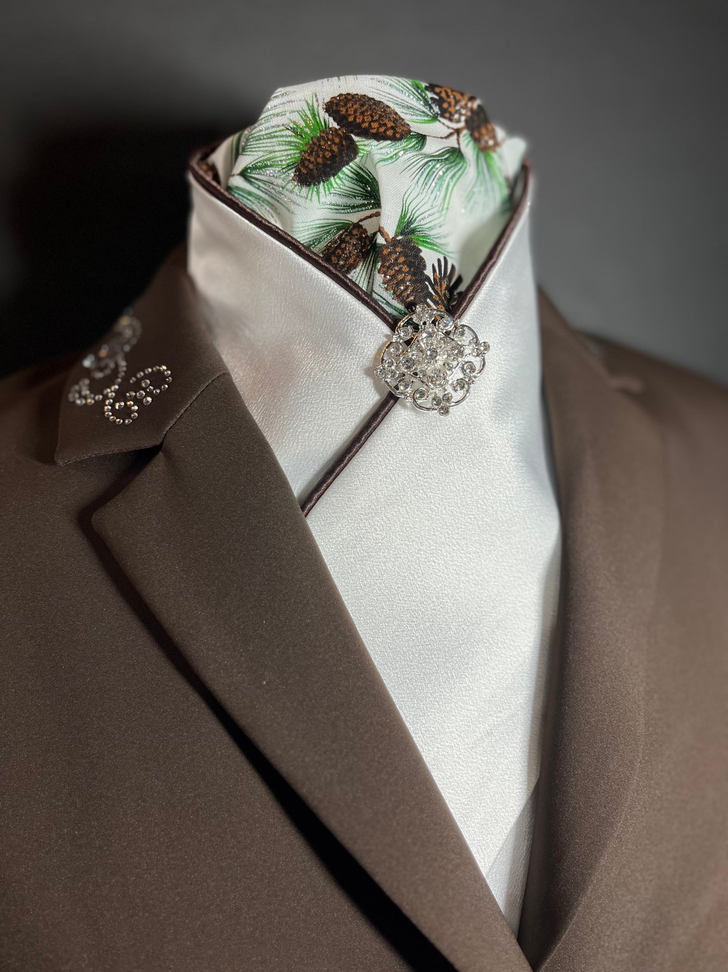 Balsam Reverse Dressage Stock Tie