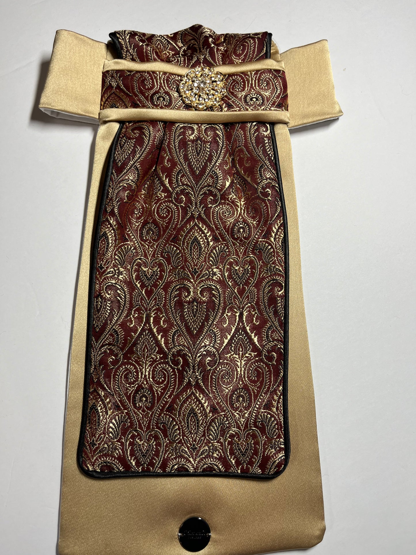 Bordeaux Gold Traditional Dressage Stock Tie