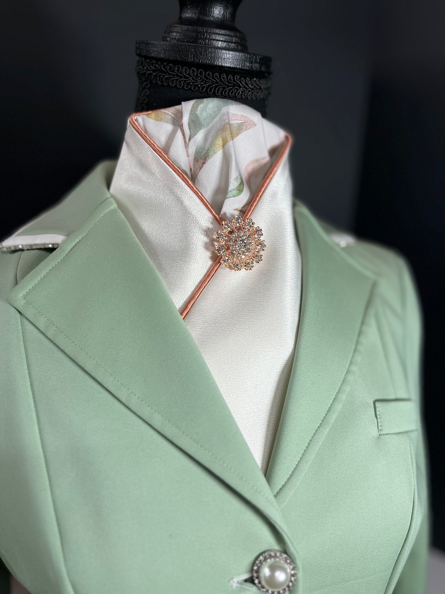Coral Spring Reverse Dressage Stock Tie