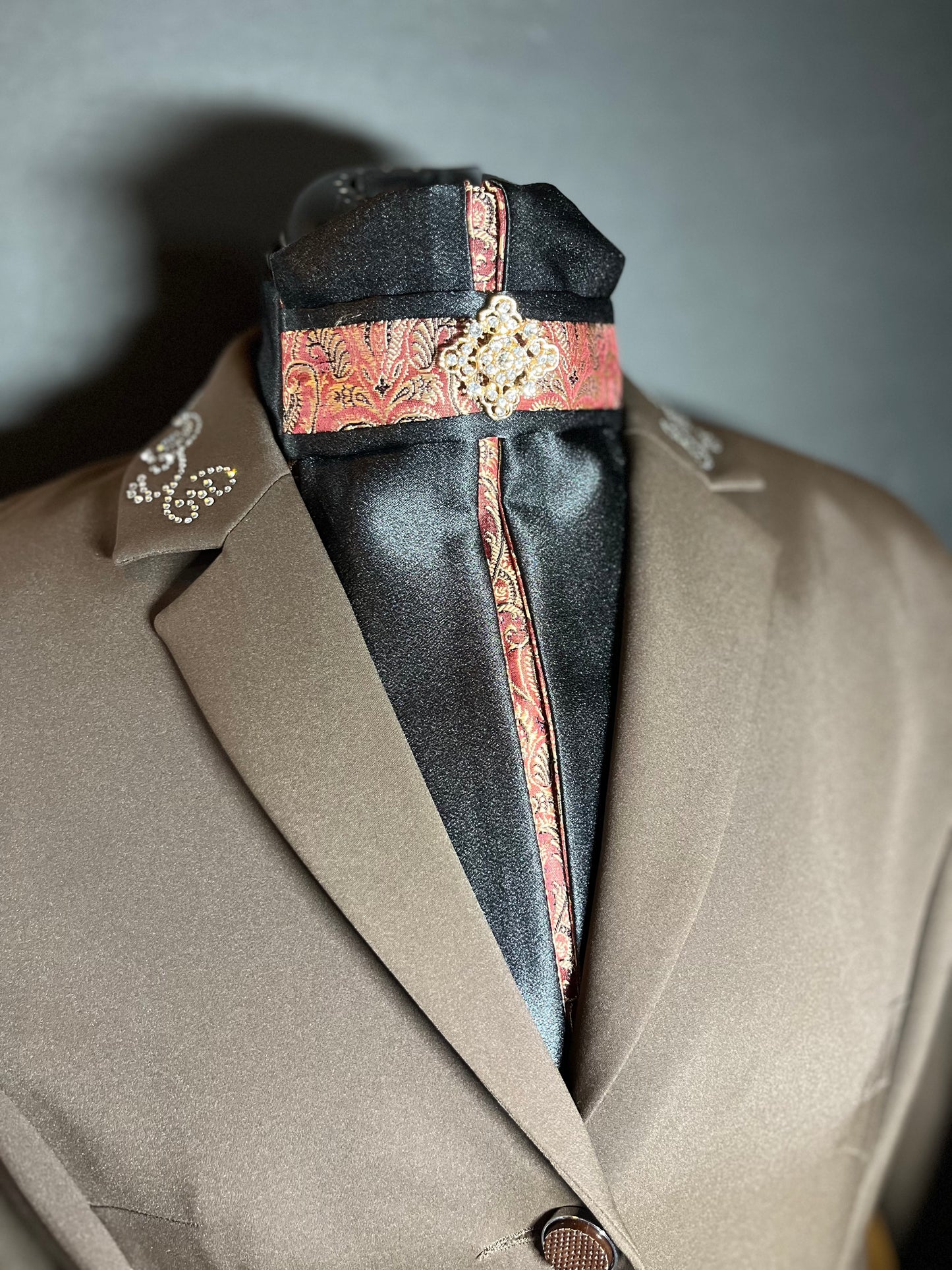 Dressage Stock Tie - Bordeaux Gold/Black