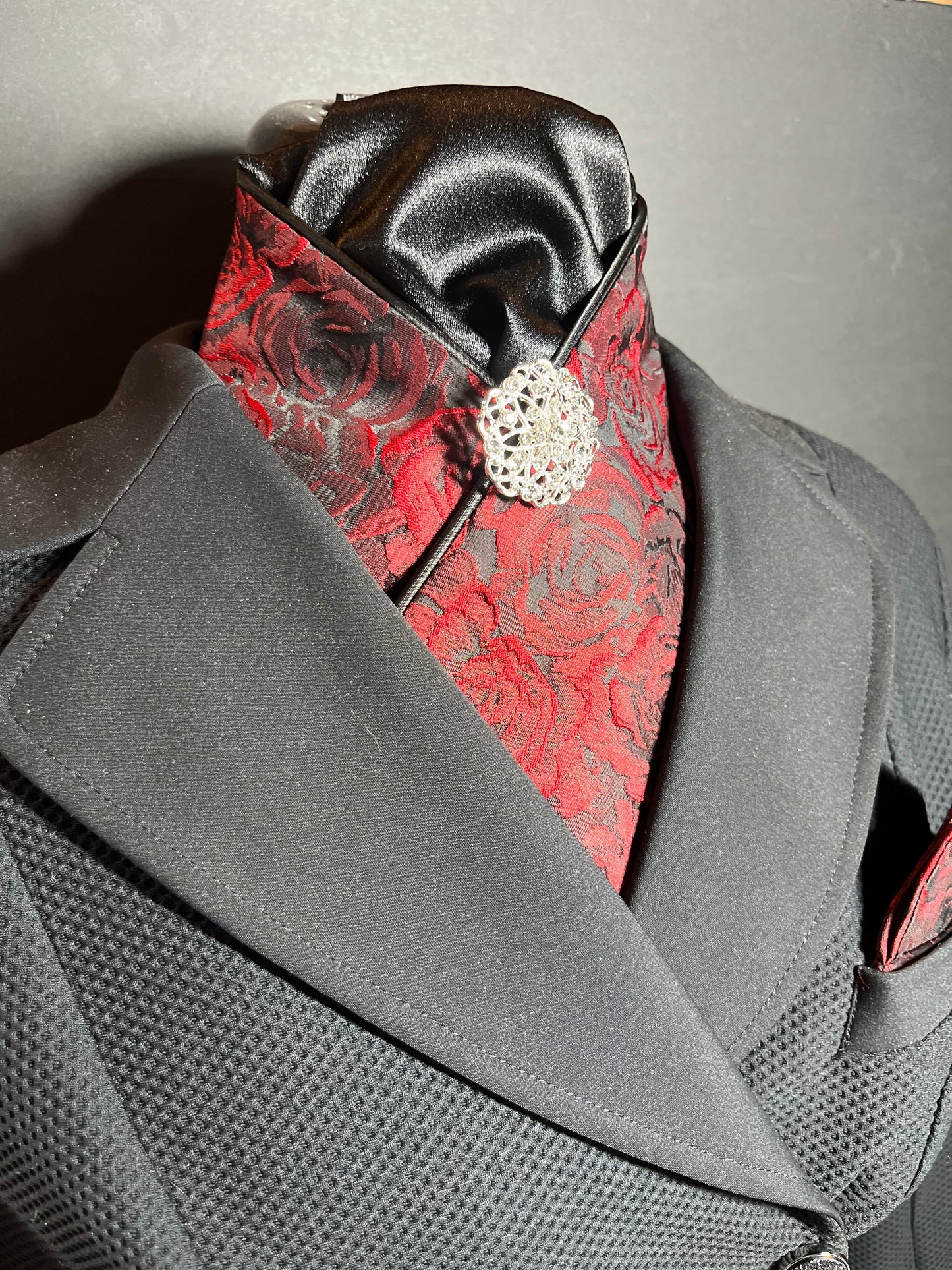 Rose Queen Dressage Stock Tie