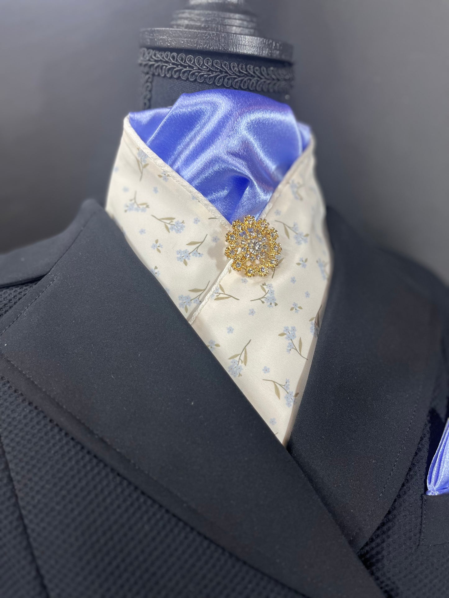 Flower Buds Periwinkle Accent Dressage Stock Tie