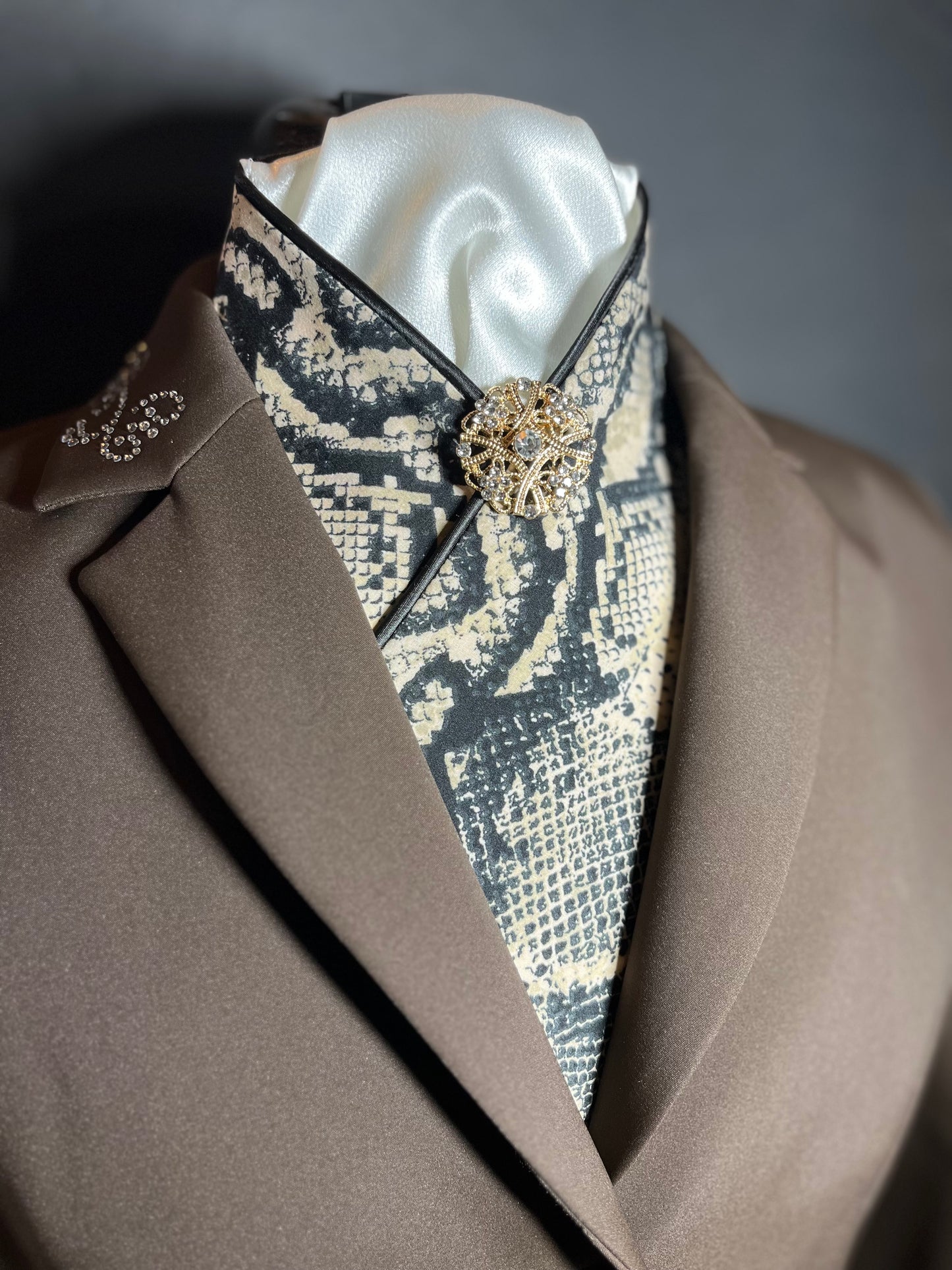 Snakeskin/ Ivory Dressage Stock Tie