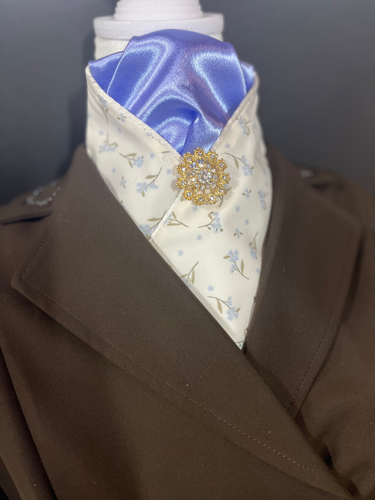 Flower Buds Periwinkle Accent Dressage Stock Tie