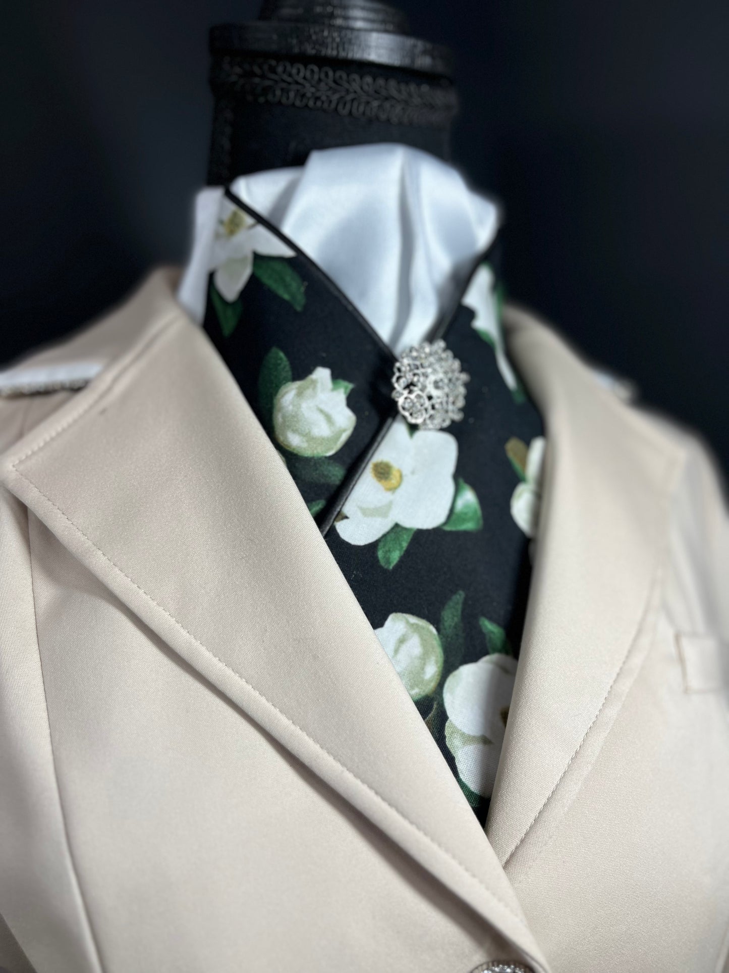 Magnolia Dressage Stock Tie