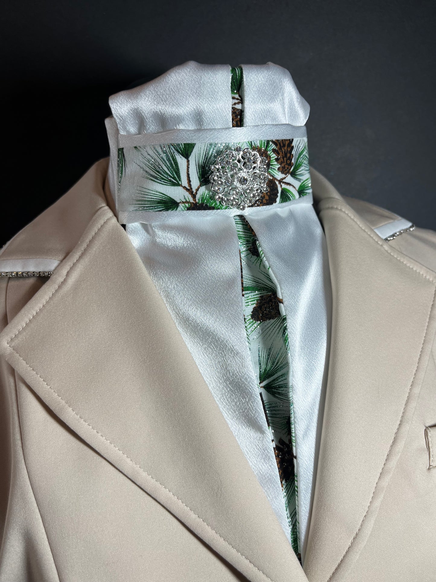Balsam Euro Pleat Dressage Stock Tie