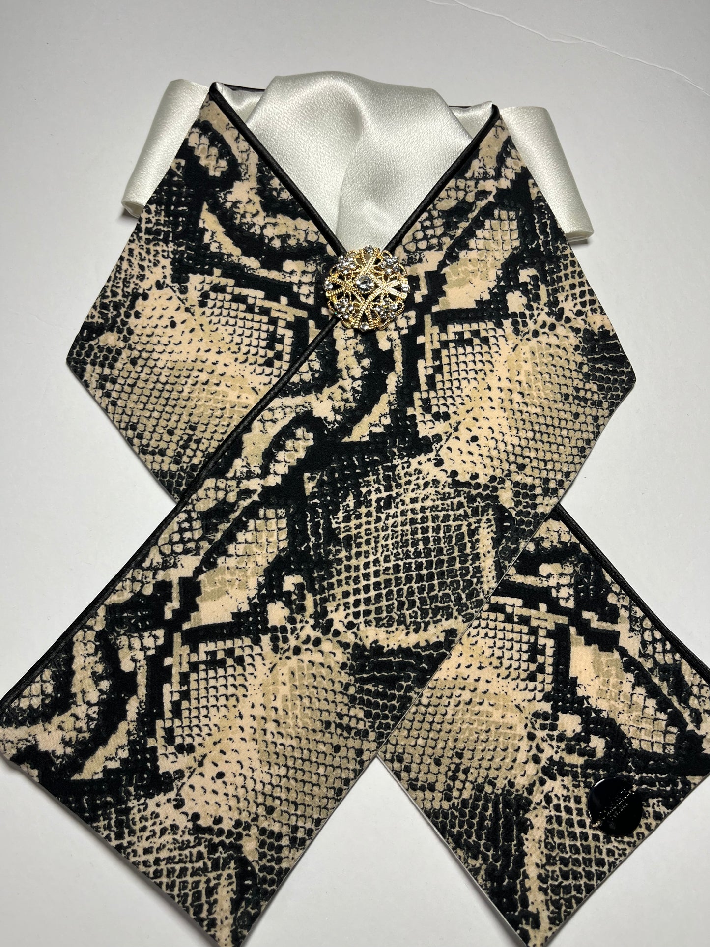 Snakeskin/ Ivory Dressage Stock Tie