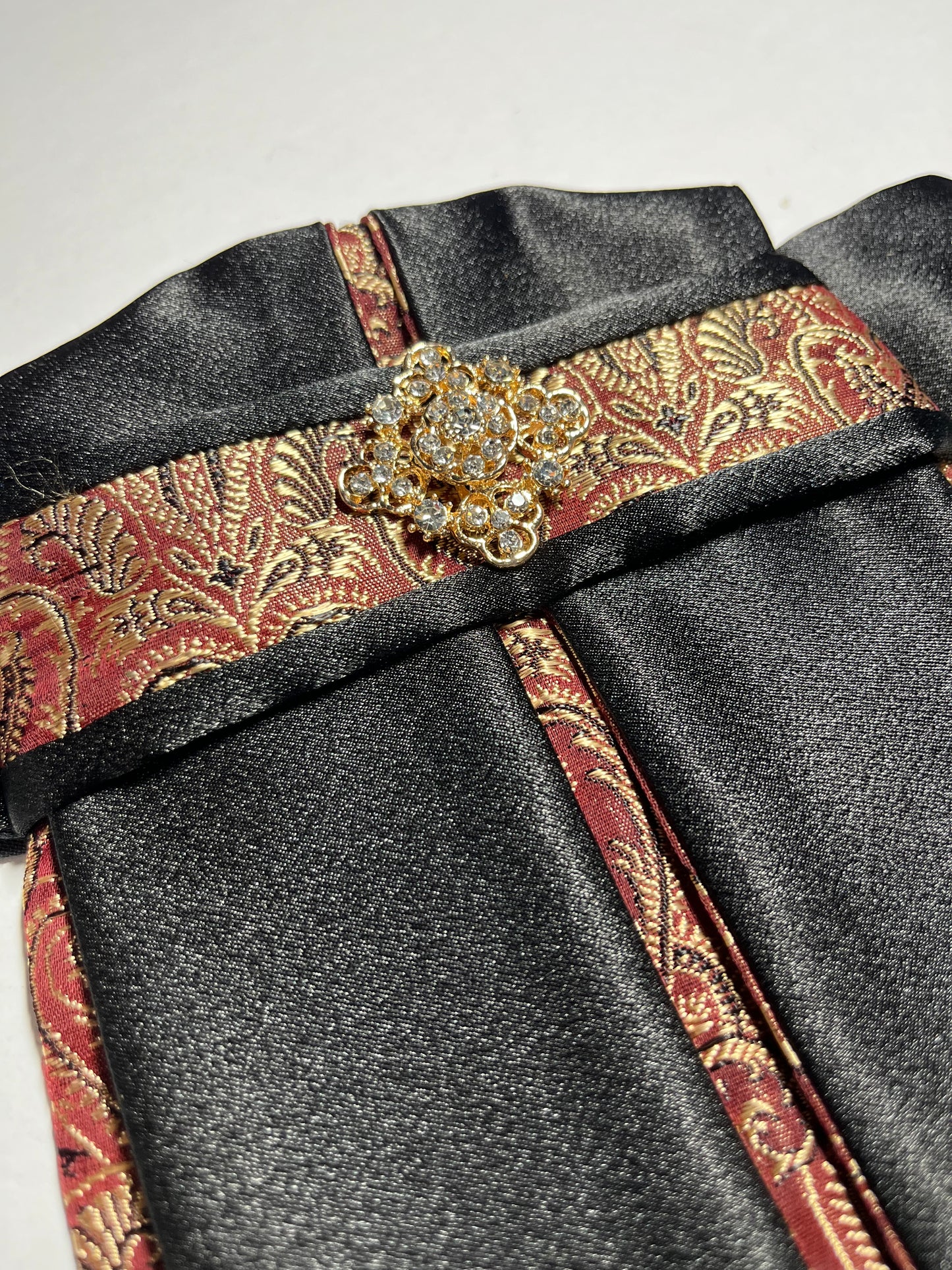 Dressage Stock Tie - Bordeaux Gold/Black