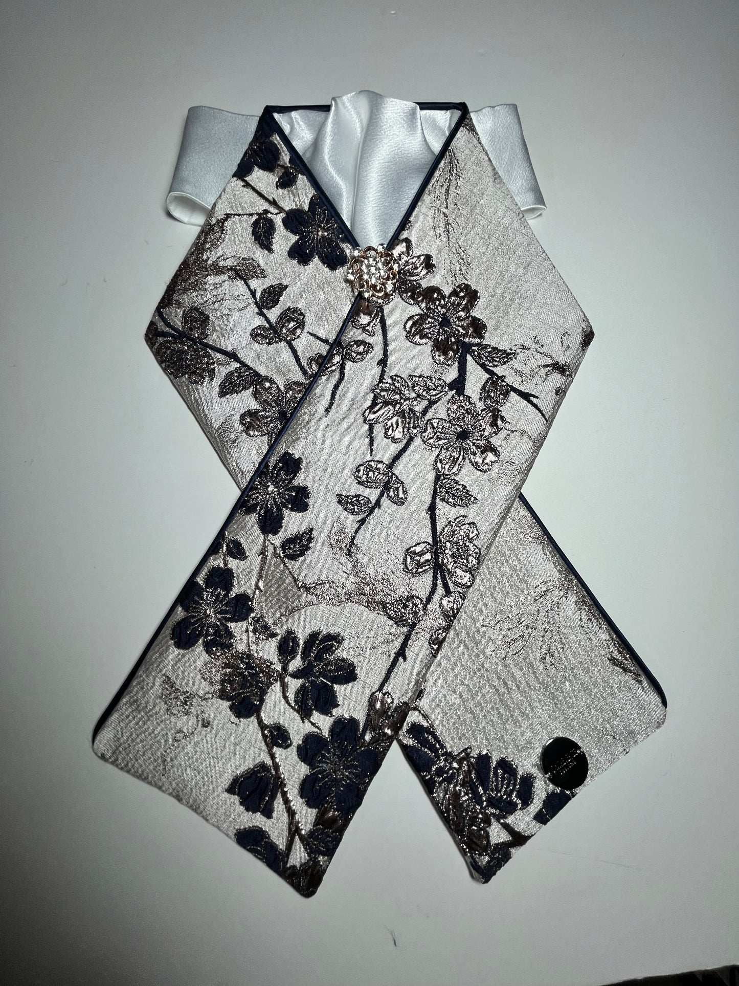 Metallic Rose Dressage Stock Tie