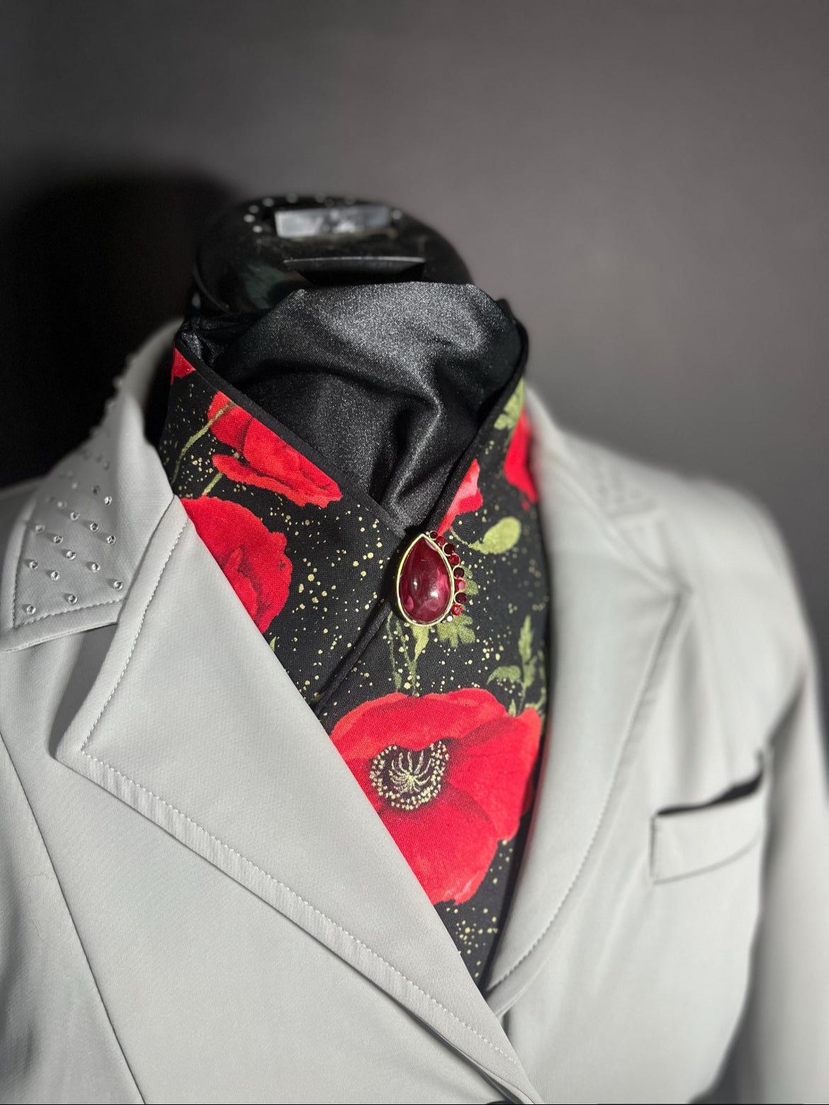 Dressage Stock Tie - Poppies