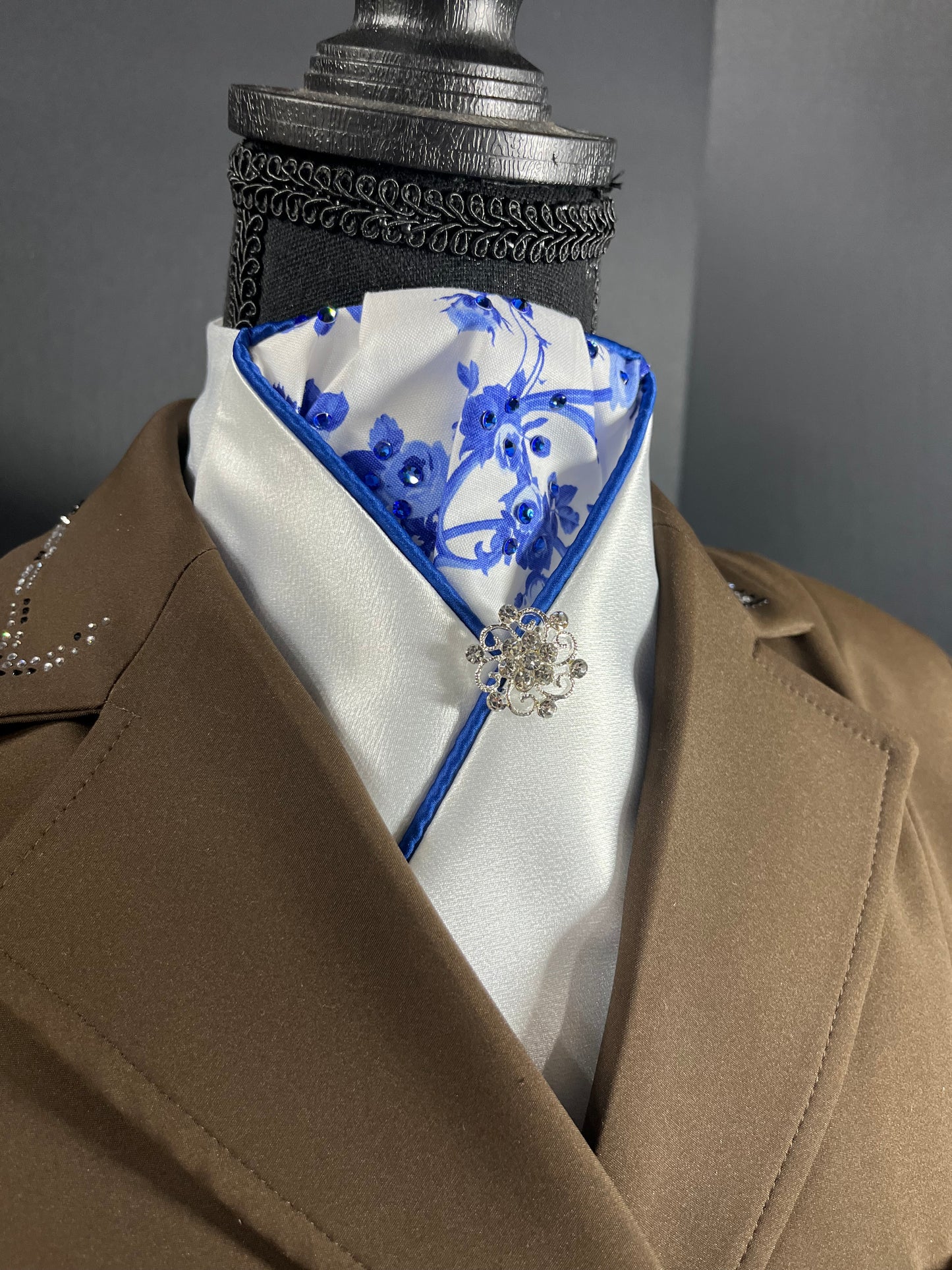 The Essential Imogen Crystal Dressage Stock Tie