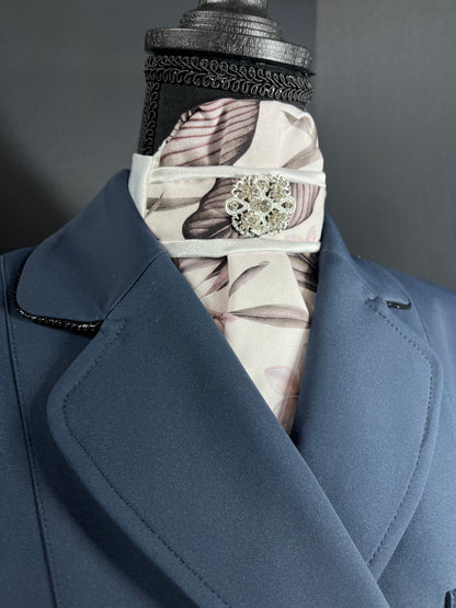 Wellington Traditional Dressage Stock Tie