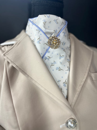 Periwinkle Flower Buds Dressage Stock Tie