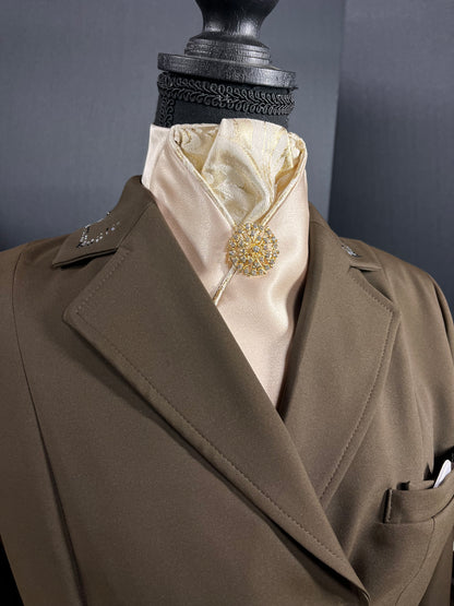 Golden Swirl with Champagne Dressage Stock Toe