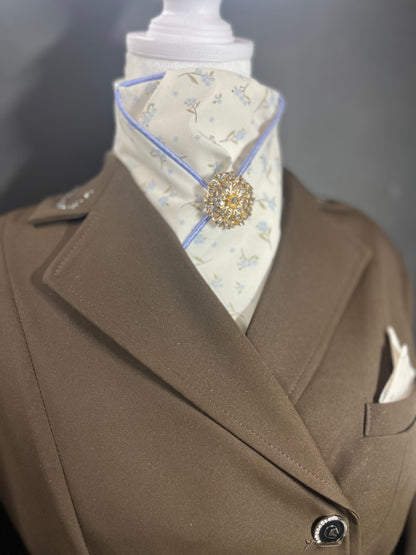 Periwinkle Flower Buds Dressage Stock Tie