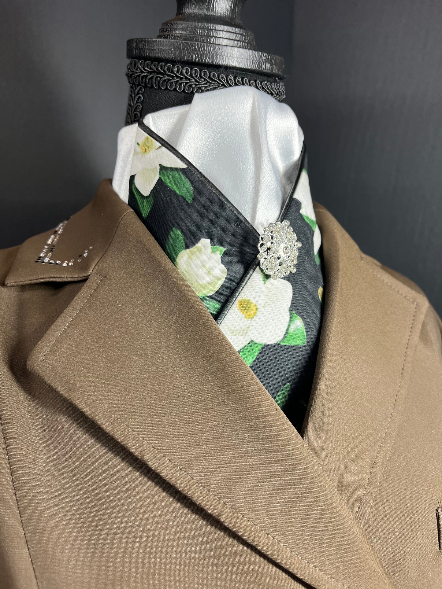 Magnolia Dressage Stock Tie