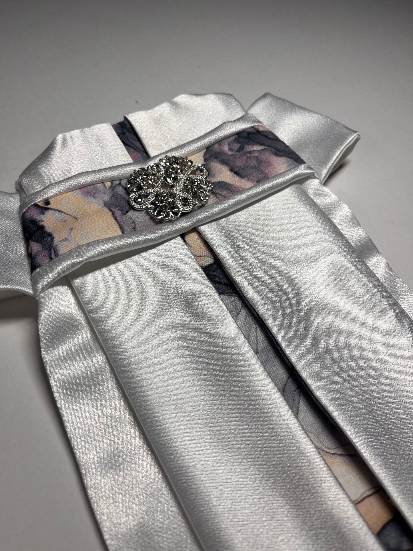 Marble Euro Pleat Dressage Stock Tie