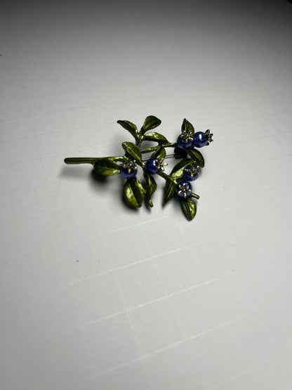 Periwinkle Buds