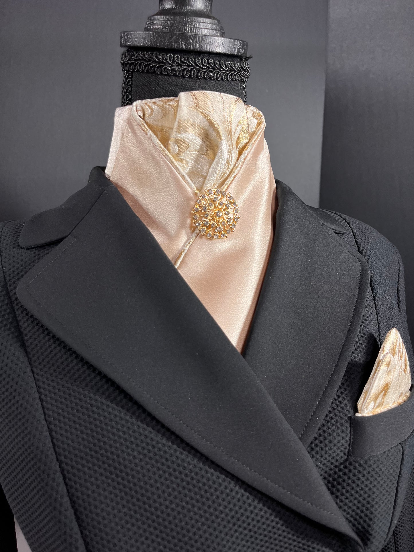 Golden Swirl with Champagne Dressage Stock Toe