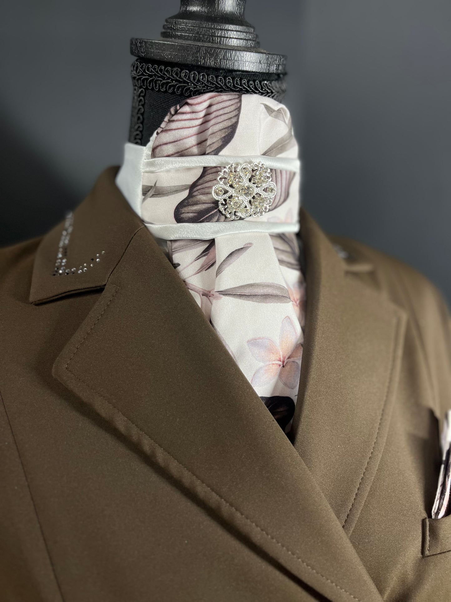 Wellington Traditional Dressage Stock Tie
