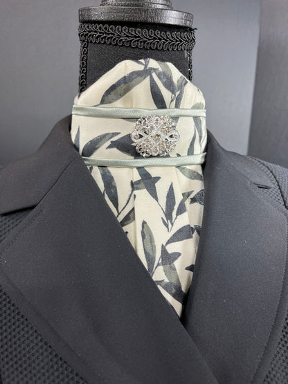 Willow Traditional Dressage Stock Tie