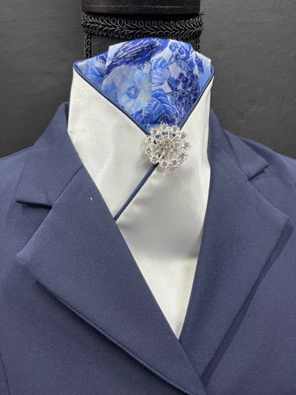 Winter Blues Reverse Dressage Stock Tie
