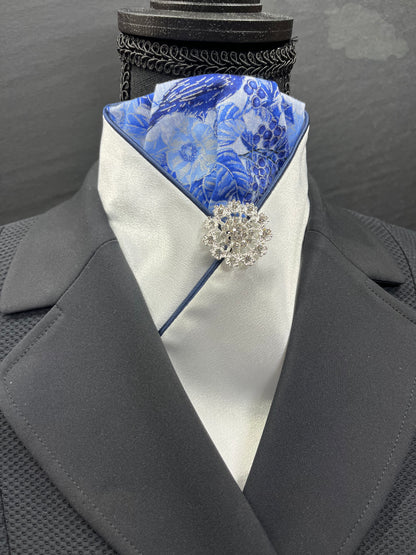 Winter Blues Reverse Dressage Stock Tie